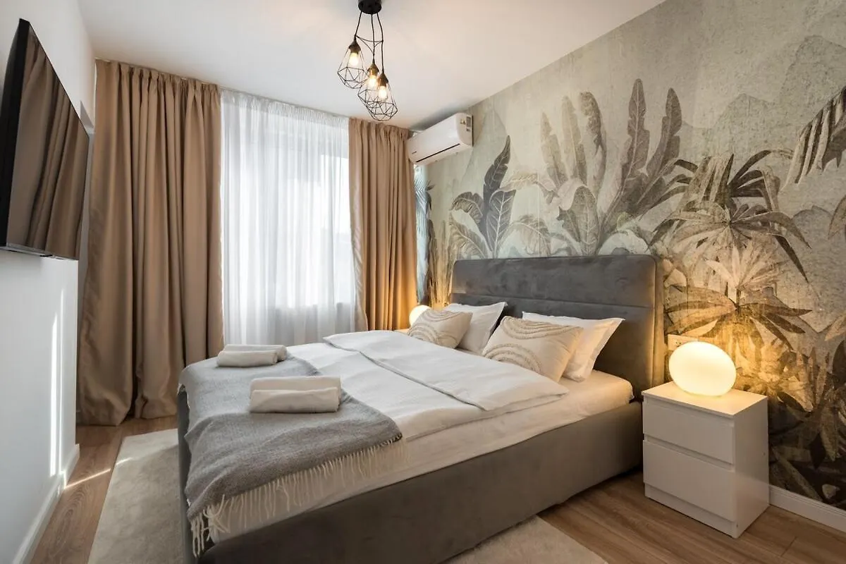 Old City Charm Bucharest Apartment